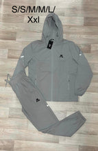 Load image into Gallery viewer, Tracksuit