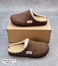 Load image into Gallery viewer, Slipper