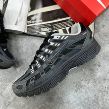 Load image into Gallery viewer, Shoes