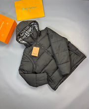 Load image into Gallery viewer, Jacket