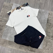 Load image into Gallery viewer, Tshirt