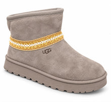 Load image into Gallery viewer, Shoes