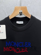 Load image into Gallery viewer, T-shirt