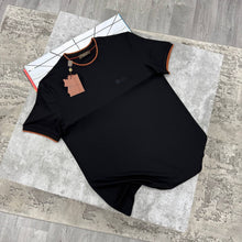 Load image into Gallery viewer, Tshirt