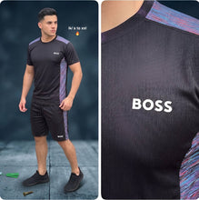 Load image into Gallery viewer, T-shirt