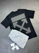 Load image into Gallery viewer, T-shirt