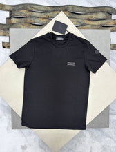 Load image into Gallery viewer, T-shirt