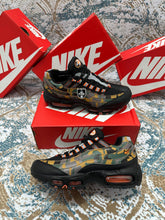 Load image into Gallery viewer, Shoes