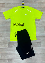 Load image into Gallery viewer, T-shirt