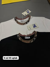 Load image into Gallery viewer, T-shirt