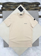 Load image into Gallery viewer, T-shirt