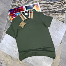 Load image into Gallery viewer, T-shirt
