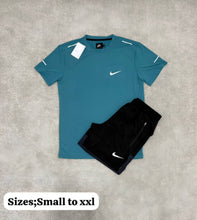 Load image into Gallery viewer, Tshirt