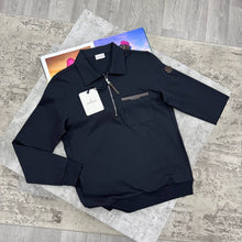 Load image into Gallery viewer, Sweater