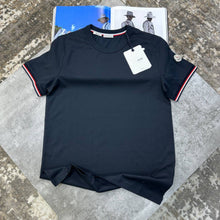 Load image into Gallery viewer, Tshirt