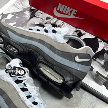 Load image into Gallery viewer, Shoes