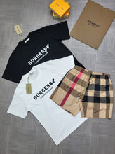 Load image into Gallery viewer, Tshirt