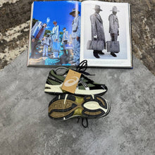 Load image into Gallery viewer, Shoes