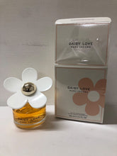 Load image into Gallery viewer, Perfume