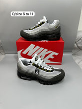 Load image into Gallery viewer, Shoes
