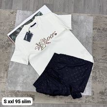 Load image into Gallery viewer, Tshirt