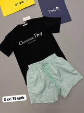 Load image into Gallery viewer, T-shirt