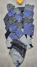 Load image into Gallery viewer, Tshirt