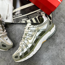 Load image into Gallery viewer, Shoes