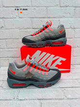 Load image into Gallery viewer, Shoes men