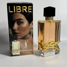 Load image into Gallery viewer, Perfume