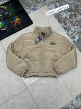Load image into Gallery viewer, Jacket girl