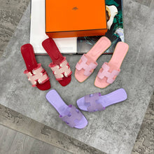 Load image into Gallery viewer, Slipper