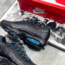 Load image into Gallery viewer, Shoes