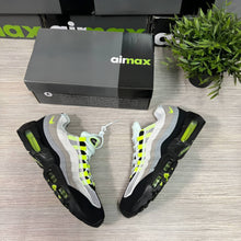 Load image into Gallery viewer, Shoes