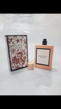 Load image into Gallery viewer, Perfume