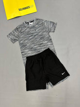 Load image into Gallery viewer, Tshirt