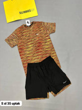 Load image into Gallery viewer, Tshirt