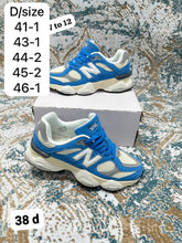 Load image into Gallery viewer, Shoes