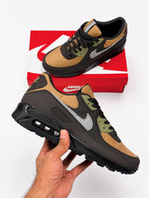 Load image into Gallery viewer, Shoes