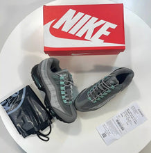 Load image into Gallery viewer, Shoes