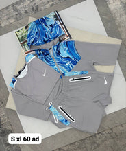 Load image into Gallery viewer, Tshirt