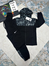 Load image into Gallery viewer, Tracksuit boy