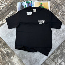 Load image into Gallery viewer, Tshirt