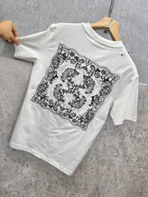Load image into Gallery viewer, T-shirt
