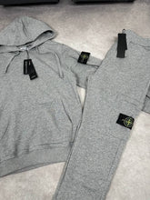 Load image into Gallery viewer, Tracksuit