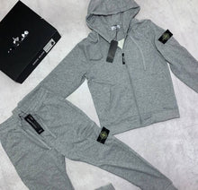 Load image into Gallery viewer, Tracksuit
