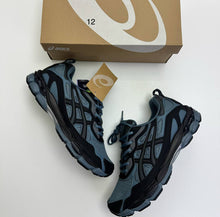 Load image into Gallery viewer, Shoes