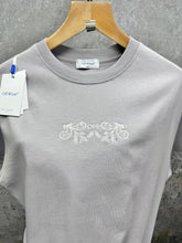Load image into Gallery viewer, T-shirt