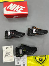 Load image into Gallery viewer, Shoes