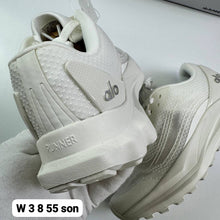Load image into Gallery viewer, Shoes